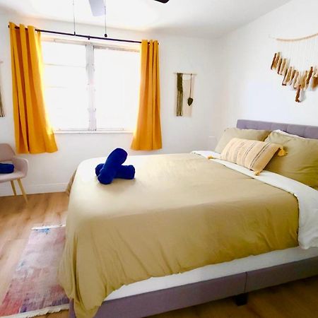 Intimate Casita Mia Minutes Away From Airport, Calle 8, Brickell, Coral Gables, The Beach And More! Miami Exteriör bild