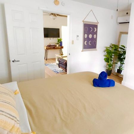 Intimate Casita Mia Minutes Away From Airport, Calle 8, Brickell, Coral Gables, The Beach And More! Miami Exteriör bild