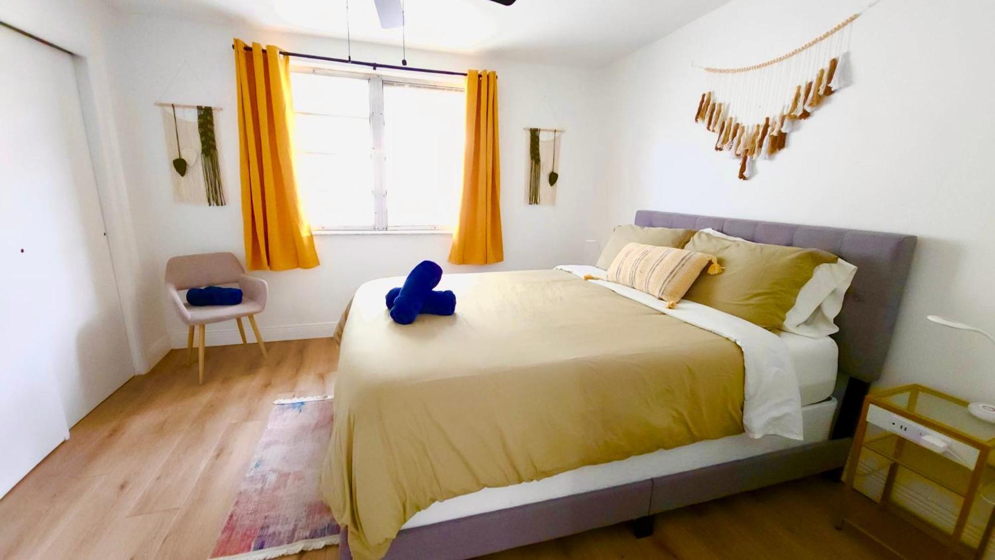 Intimate Casita Mia Minutes Away From Airport, Calle 8, Brickell, Coral Gables, The Beach And More! Miami Exteriör bild